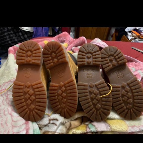 Timberlands - Picture 2 of 2